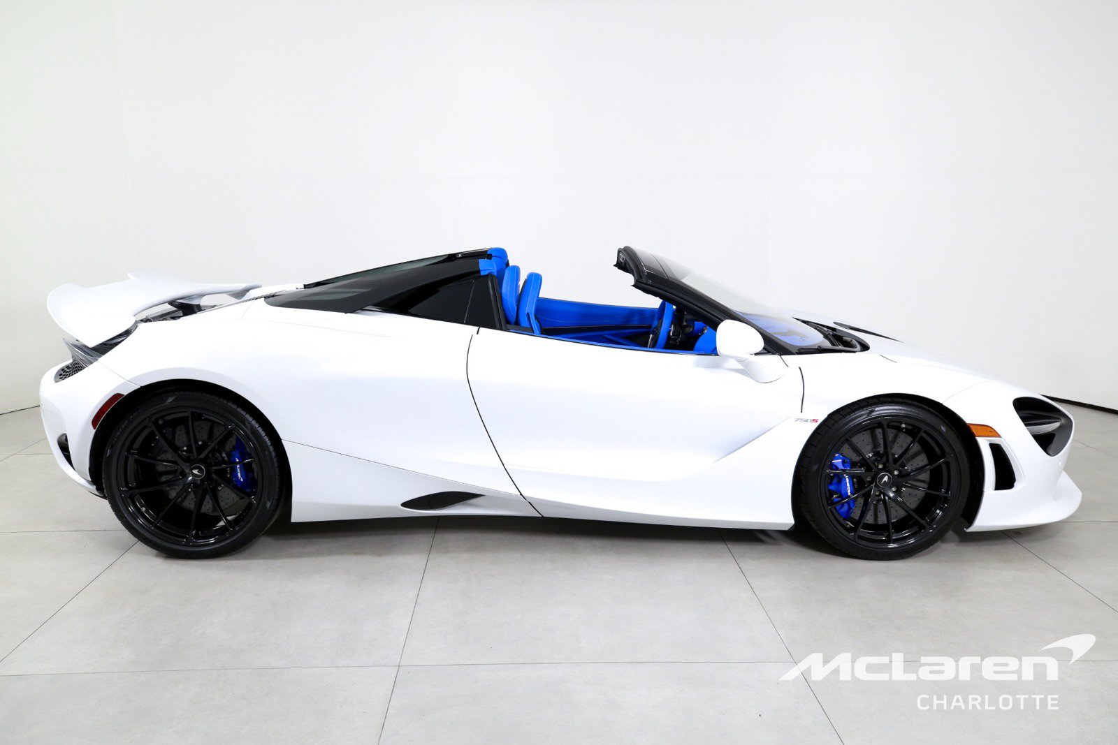 New 2026 McLaren 750S Spider RWD image 11