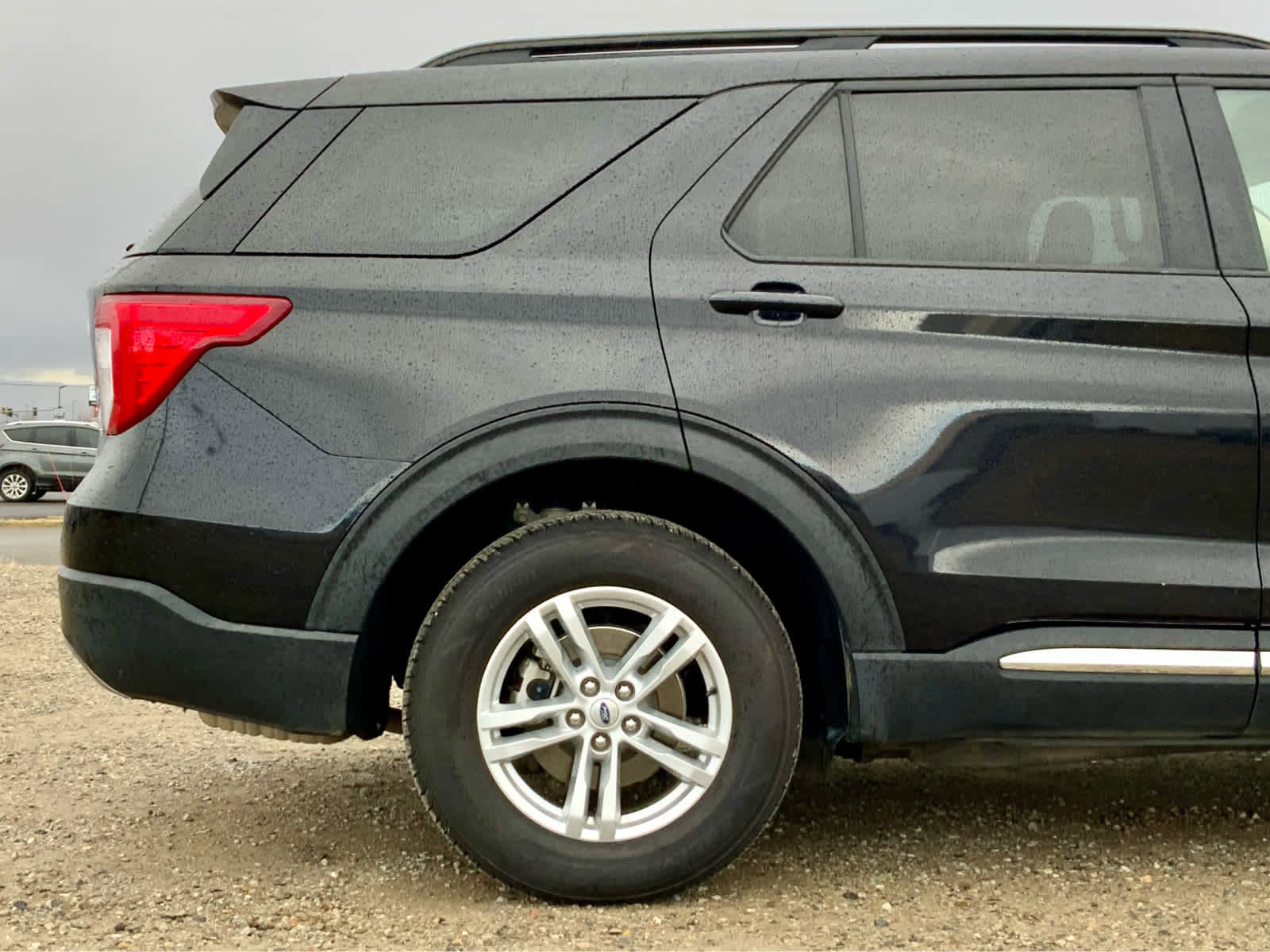 Used 2023 Ford Explorer XLT w/ Equipment Group 202A image 10