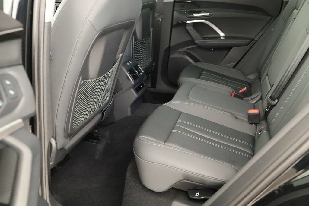 Certified 2025 Audi Q5 Premium AWD/4WD image 28