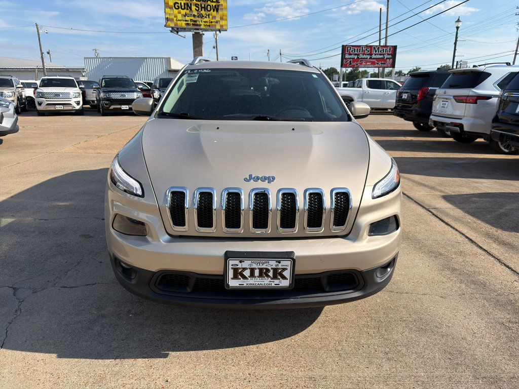 Used 2015 Jeep Cherokee Latitude FWD image 8