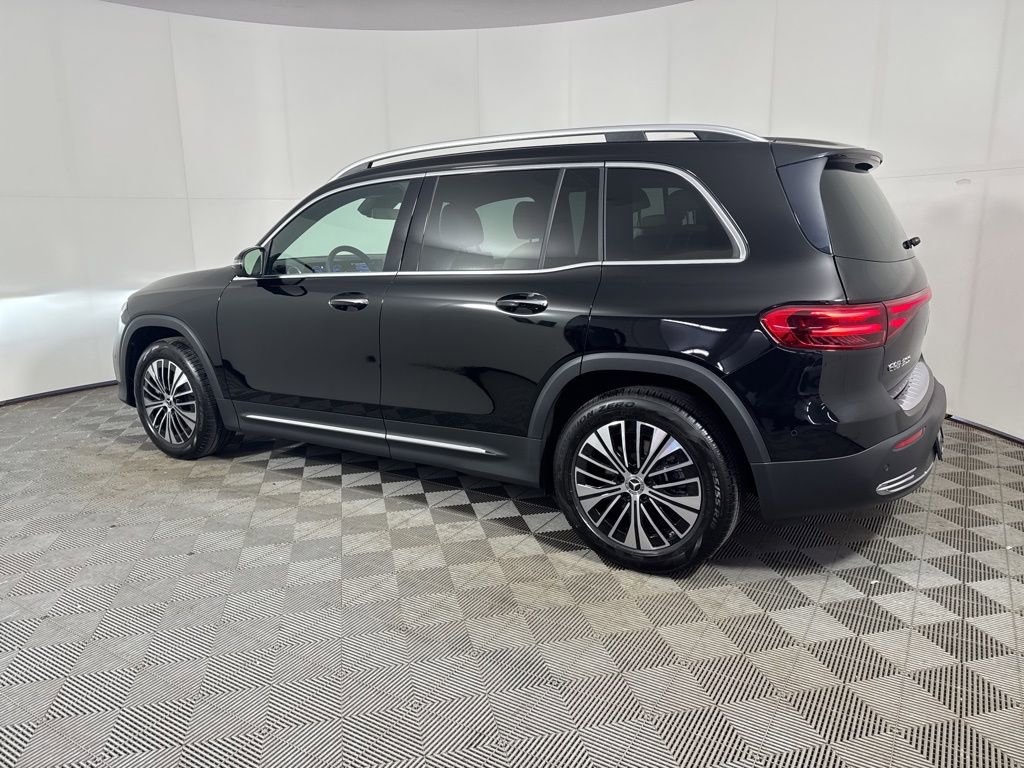 Used 2025 Mercedes-Benz EQB 300 4MATIC w/ Driver Assistance Package image 3