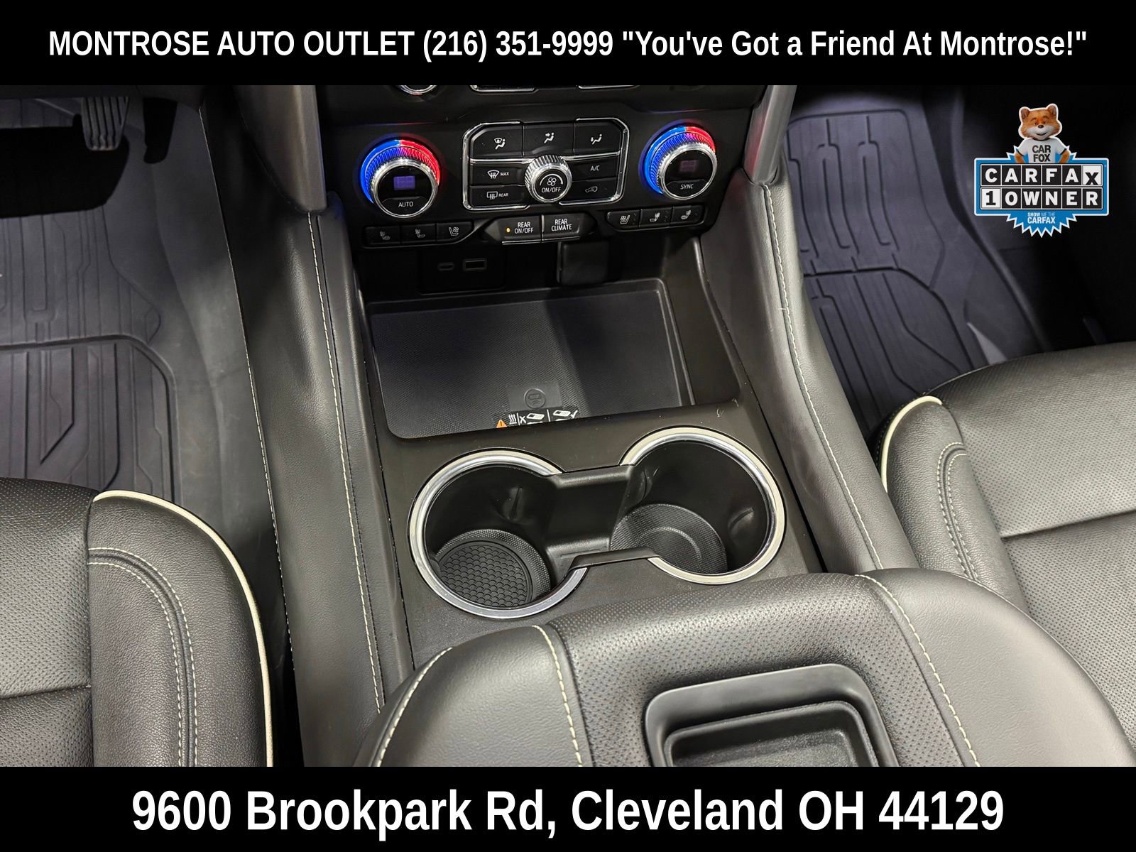 Used 2023 GMC Yukon XL SLT w/ SLT Premium Package image 22