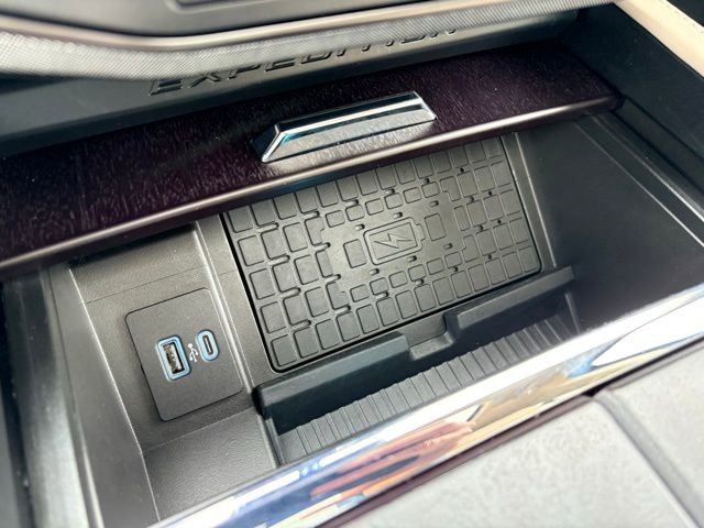 Used 2022 Ford Expedition Max Platinum image 41