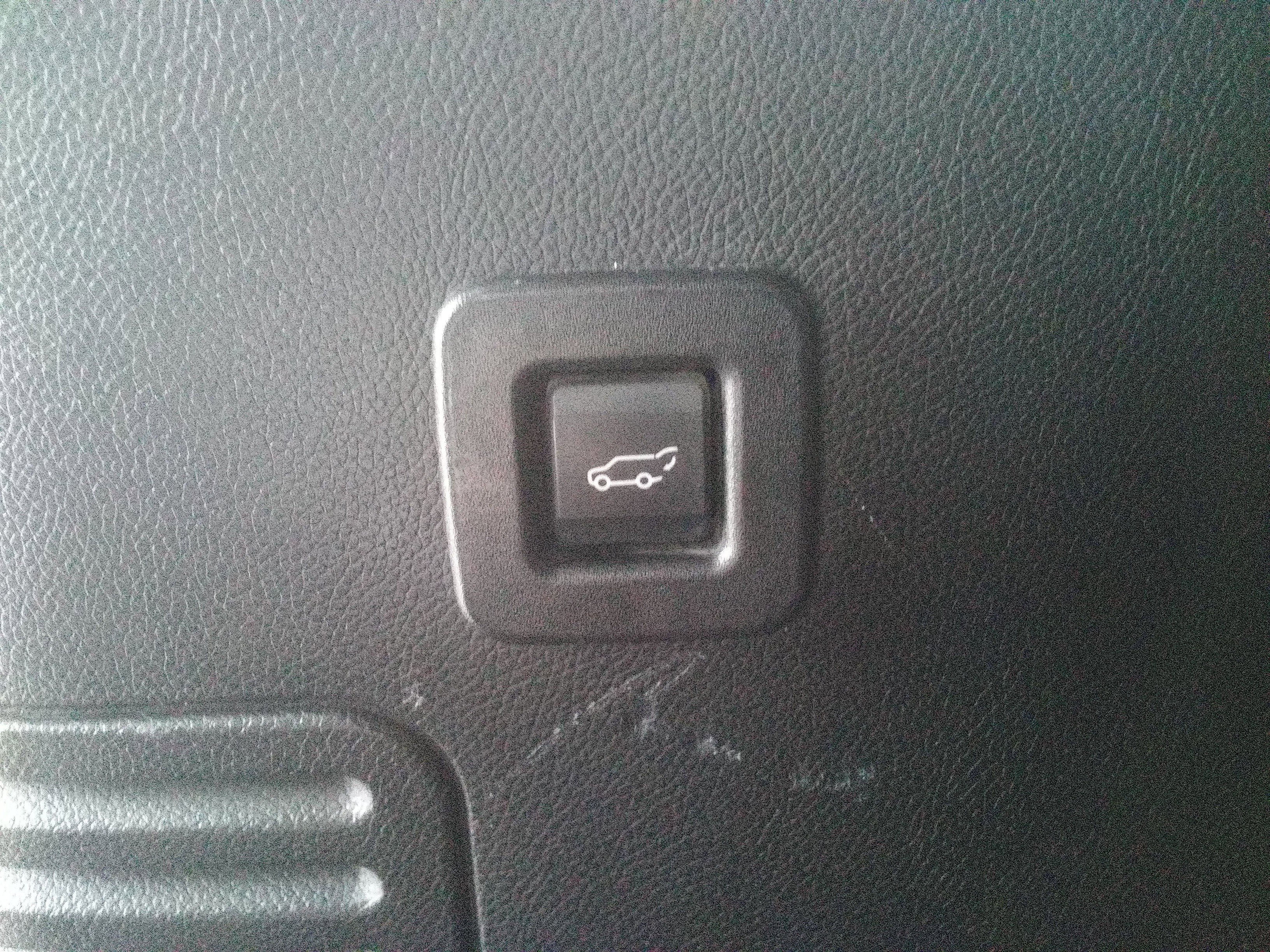 Used 2016 Ford Expedition Limited w/ Equipment Group 301A image 9