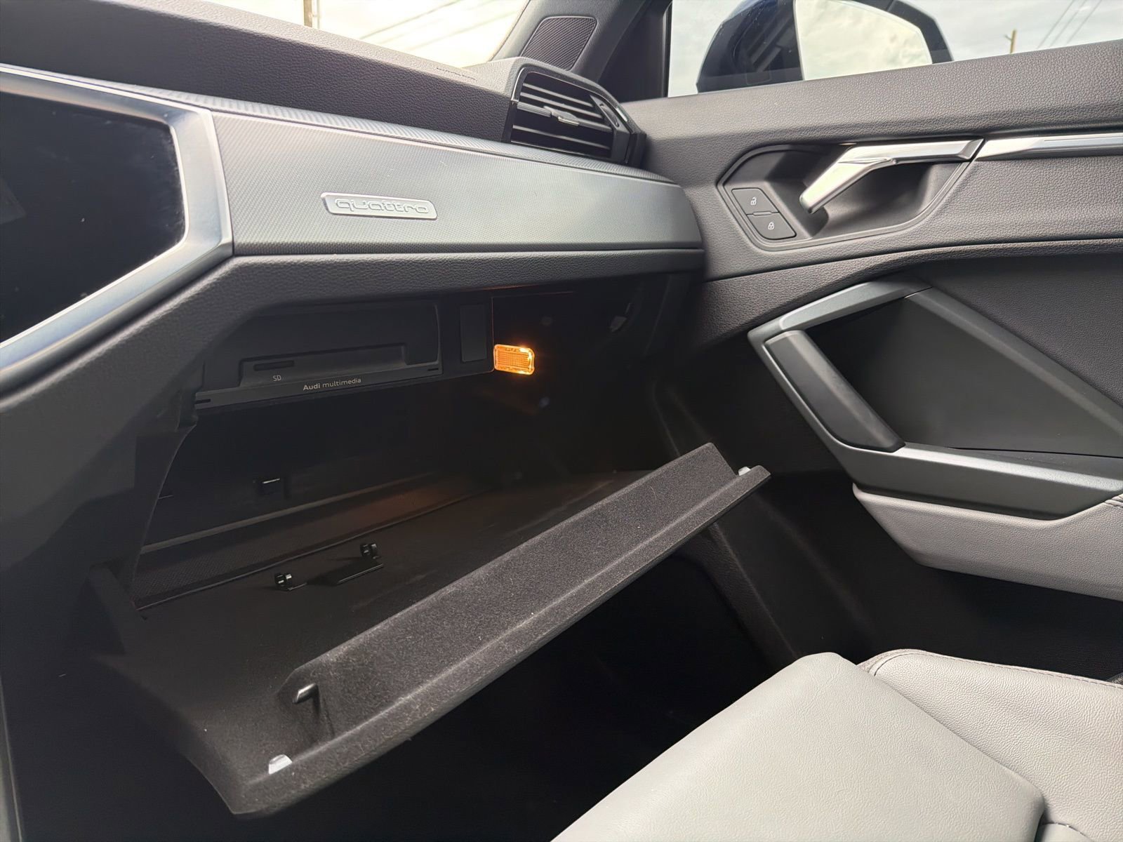 Used 2021 Audi Q3 2.0T Premium Plus w/ Premium Plus Package image 41