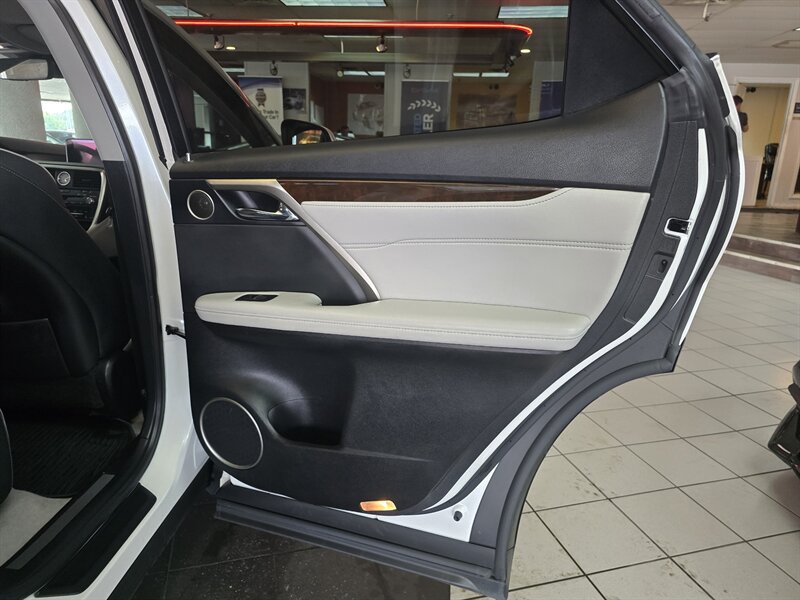 Used 2017 Lexus RX 350 AWD w/ Premium Package image 17