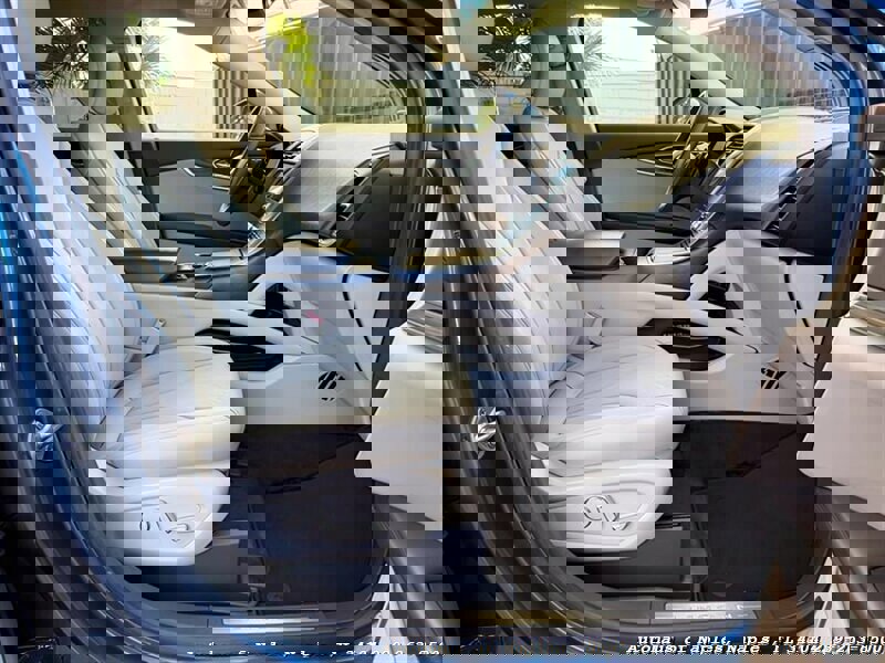 Used 2018 Lincoln MKX Reserve image 30