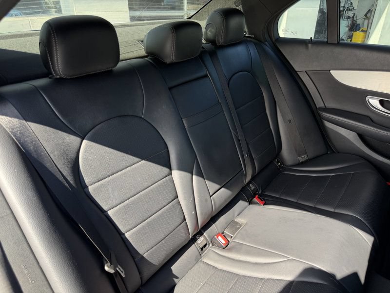 Used 2018 Mercedes-Benz C 300 Sedan image 25