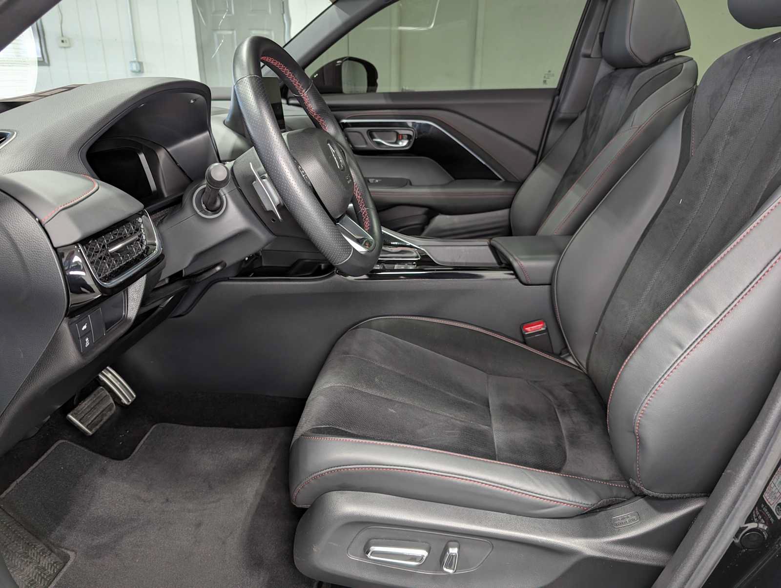 Used 2025 Acura ADX A-Spec AWD/4WD image 4