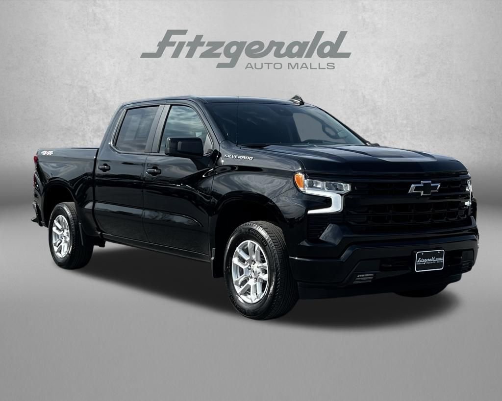Used 2026 Chevrolet Silverado 1500 RST AWD/4WD image 1