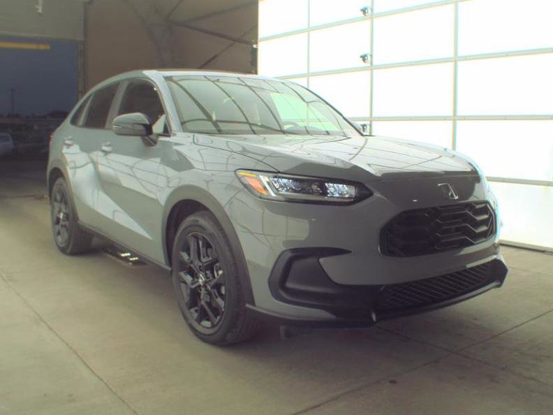 Used 2024 Honda HR-V Sport image 3