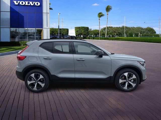 New 2026 Volvo XC40 B5 Plus w/ Protection Package Premier AWD/4WD image 8