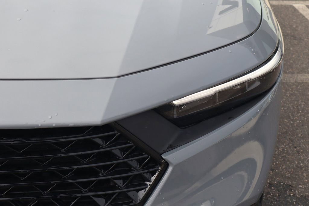Used 2024 Honda Accord Sport image 12