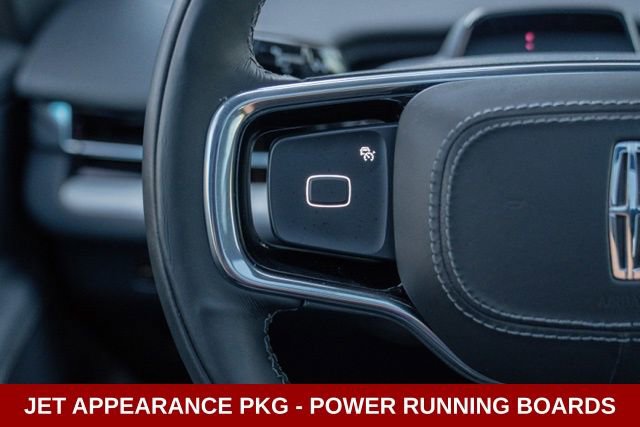 Used 2025 Lincoln Navigator Reserve w/ Jet Appearance Package image 28