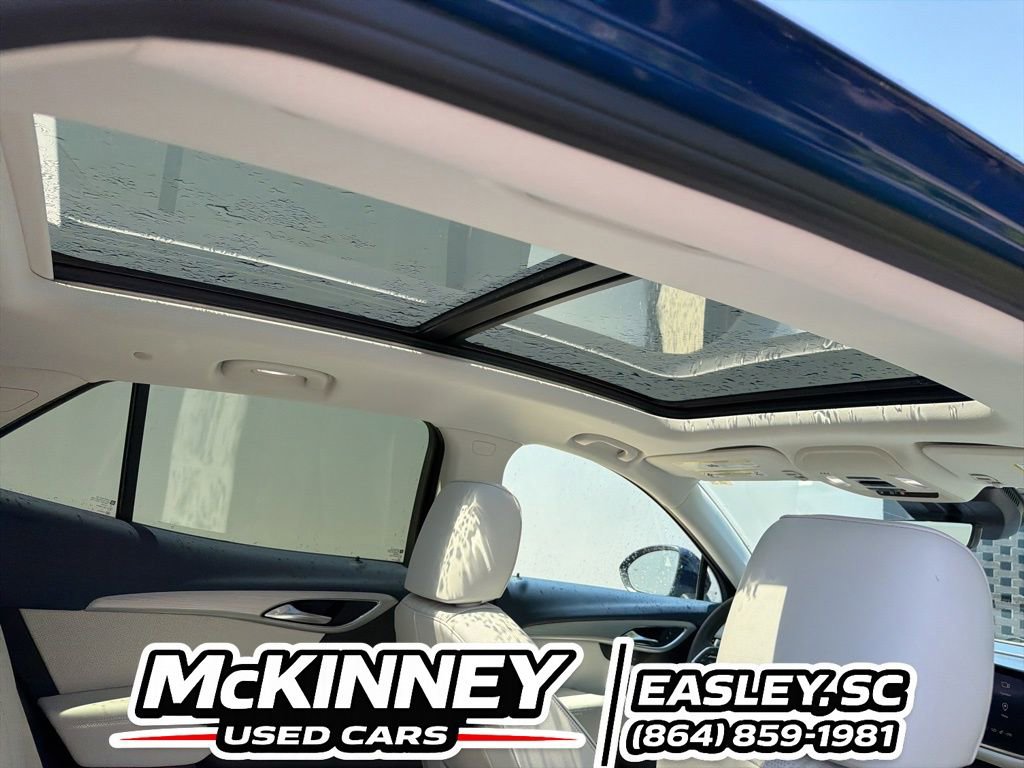Used 2024 Buick Envision Avenir AWD/4WD image 23