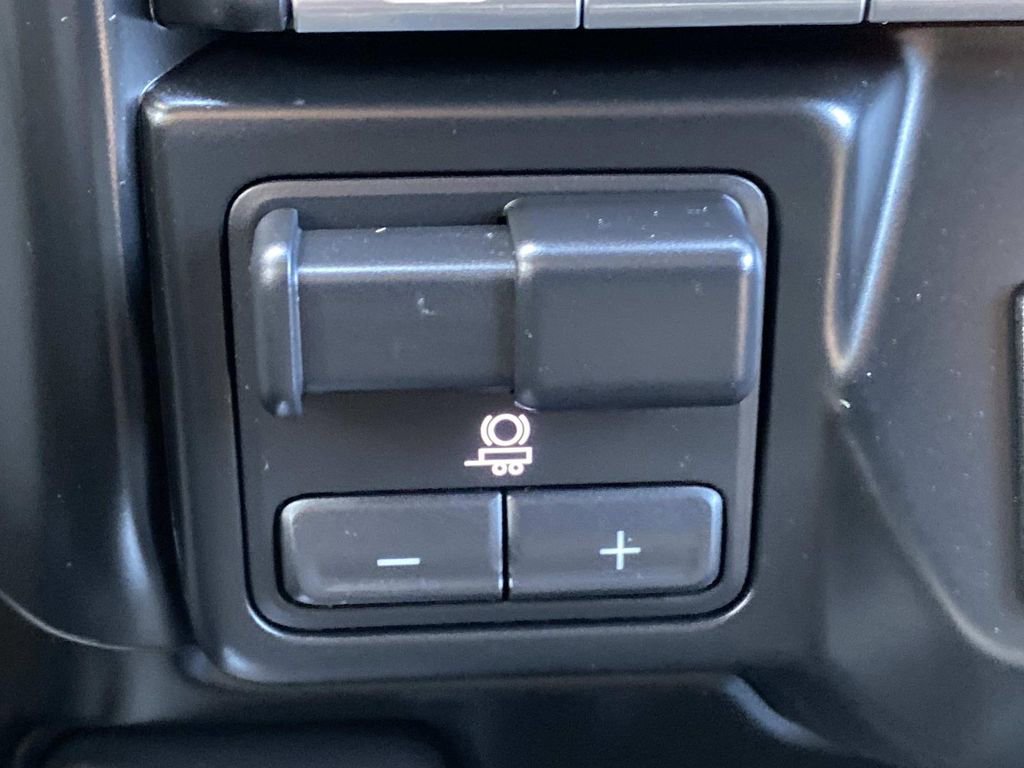 Used 2019 Chevrolet Silverado 1500 LTZ image 45