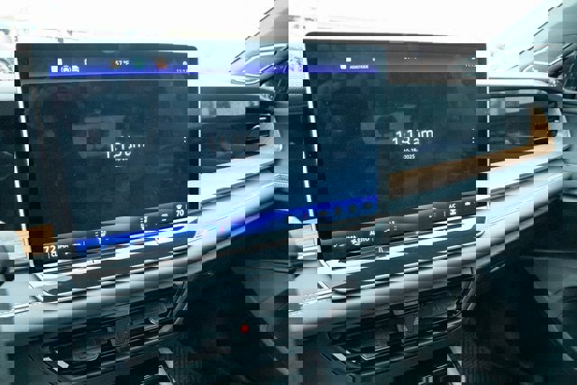 New 2026 Volkswagen Tiguan SEL R-Line image 19