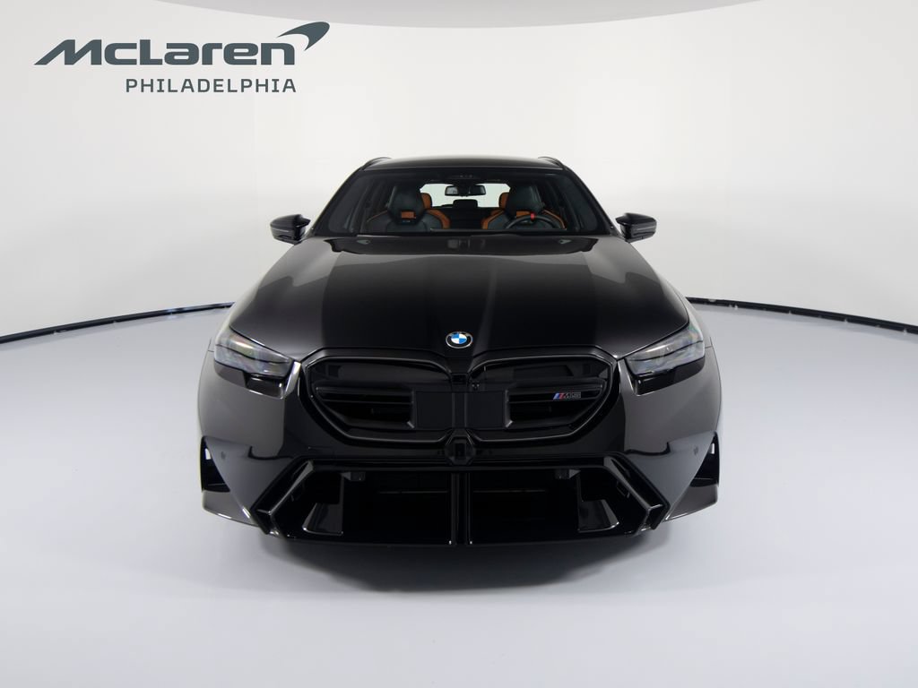 Used 2026 BMW M5 Touring AWD/4WD image 2