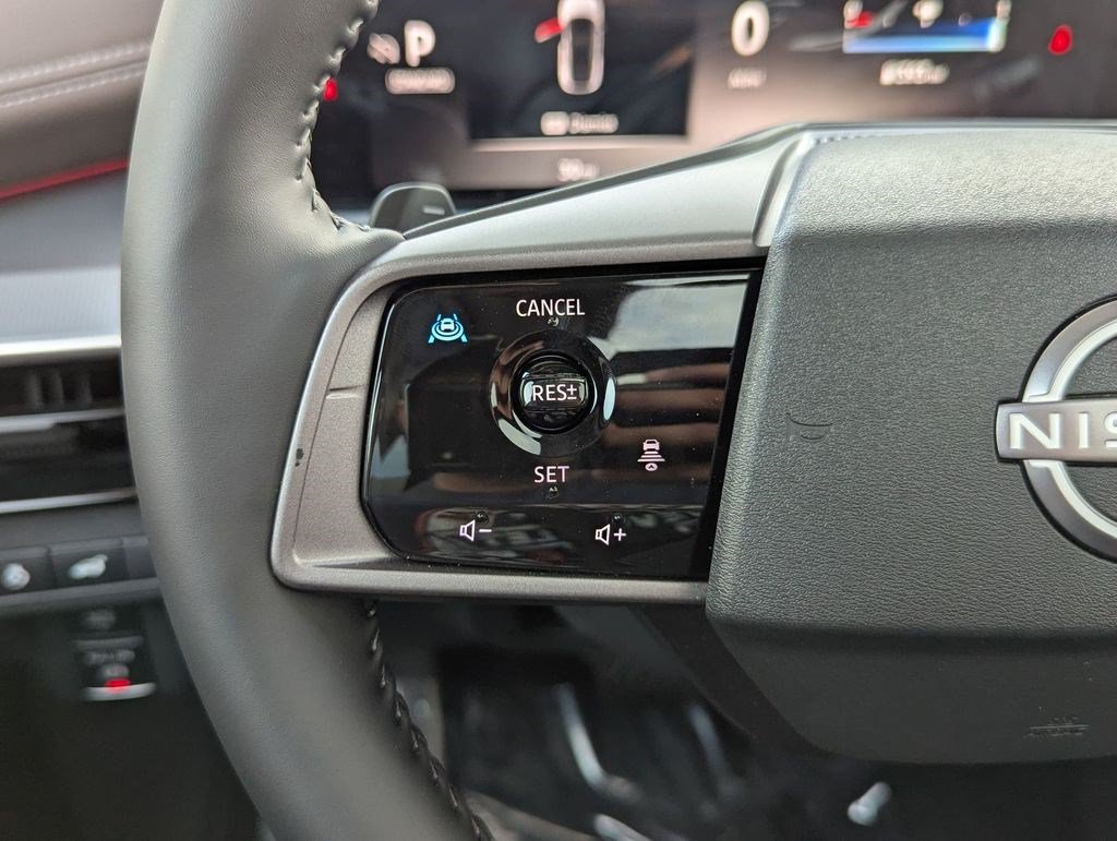 New 2025 Nissan Murano Platinum AWD/4WD image 14