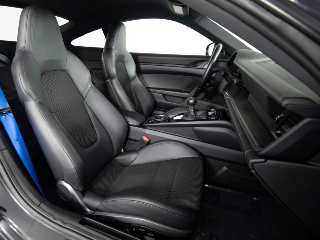 Certified 2022 Porsche 911 GT3 RWD image 42