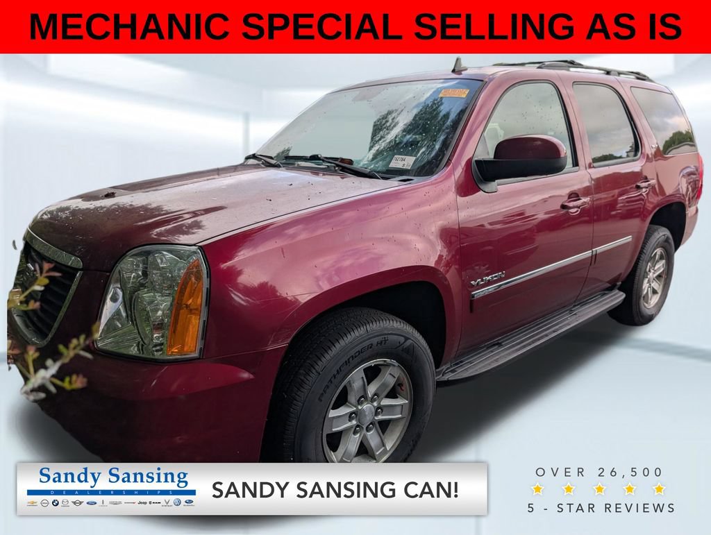 Used 2011 GMC Yukon SLT w/ SLT-2 Equipment Package AWD/4WD image 1