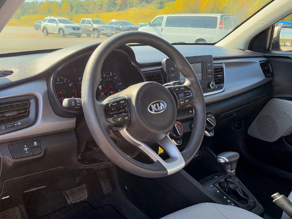 Used 2018 Kia Rio S FWD image 15