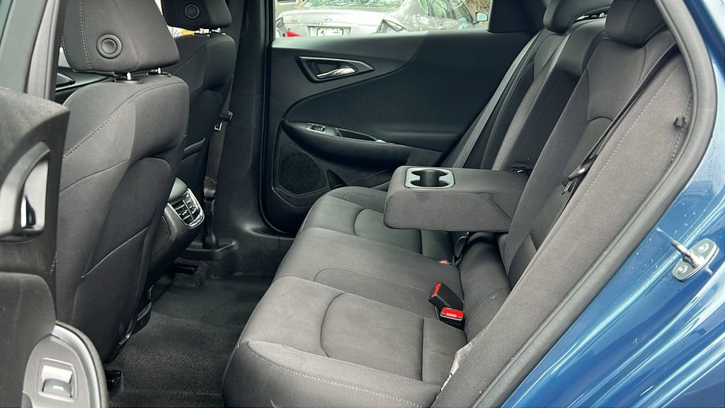Used 2024 Chevrolet Malibu LT image 17