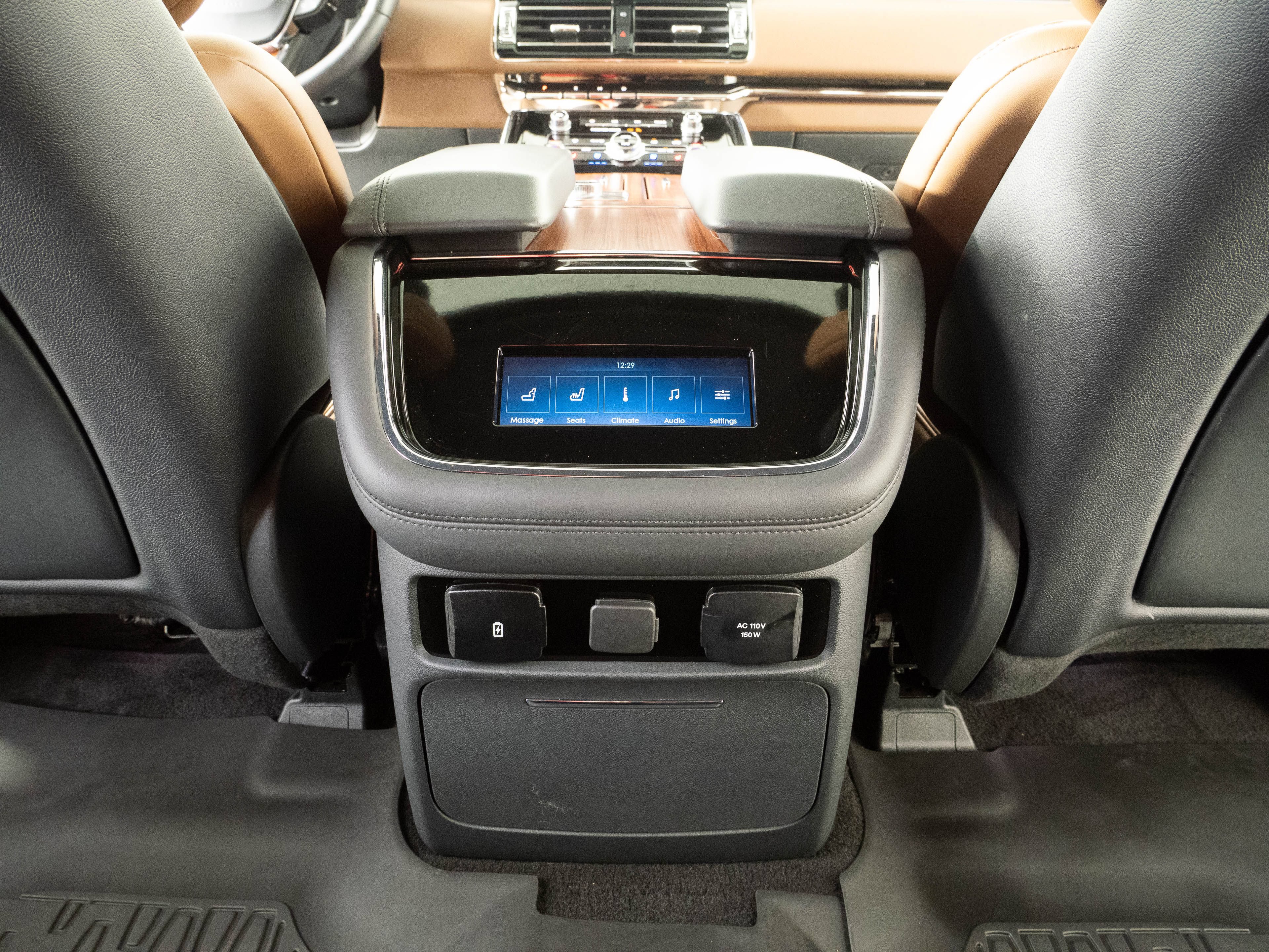Used 2024 Lincoln Navigator Reserve AWD/4WD image 19