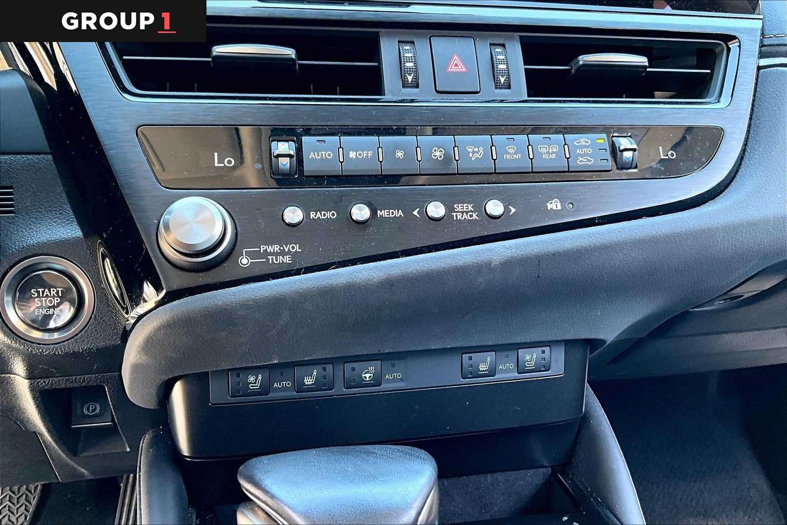 Certified 2025 Lexus ES 350 w/ Premium Package FWD image 32