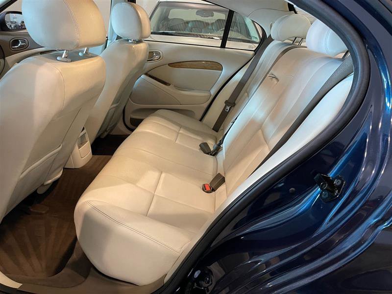 Used 2006 Jaguar S-TYPE 3.0 image 10