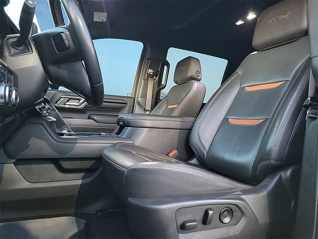 Used 2024 GMC Sierra 3500 AT4 w/ AT4 Premium Plus Package image 11