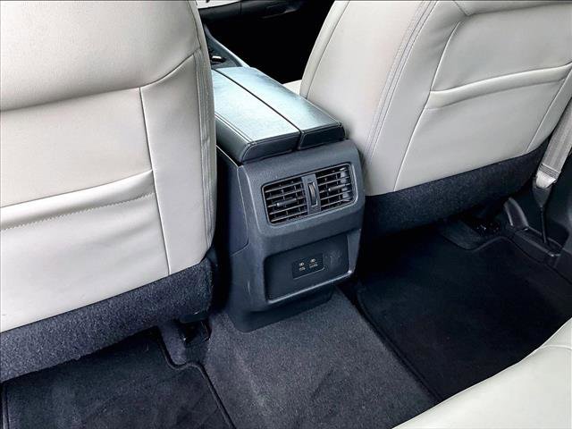 Used 2022 Nissan Rogue SV w/ SV Premium Package image 25