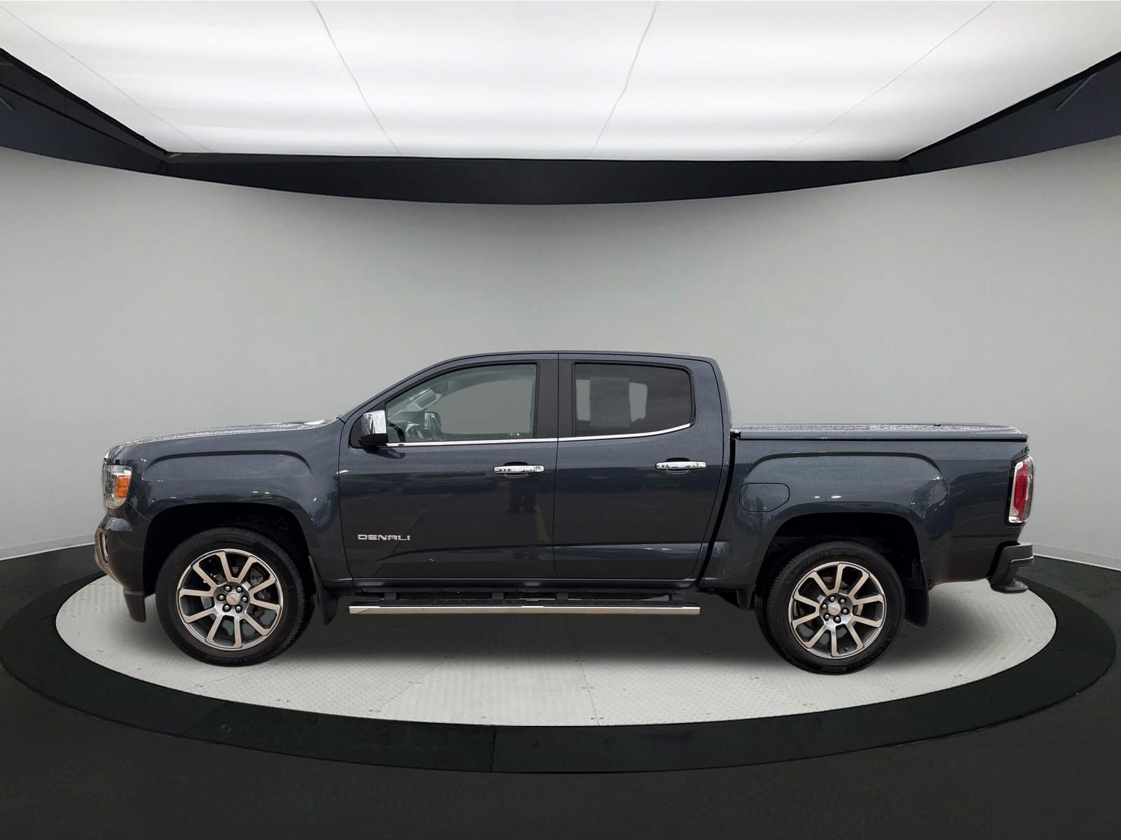 Used 2019 GMC Canyon Denali AWD/4WD image 4