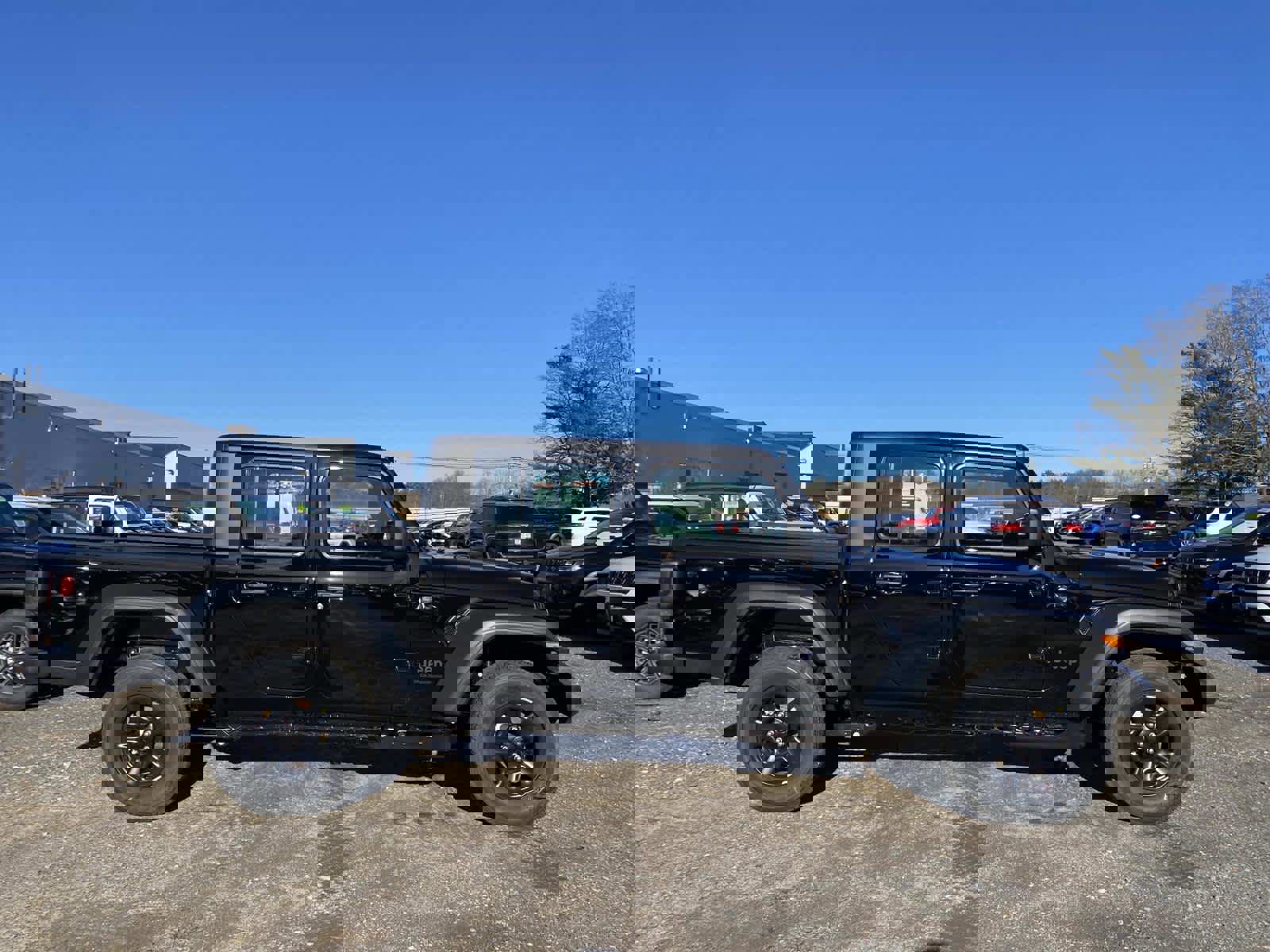 New 2026 Jeep Gladiator Sport image 2