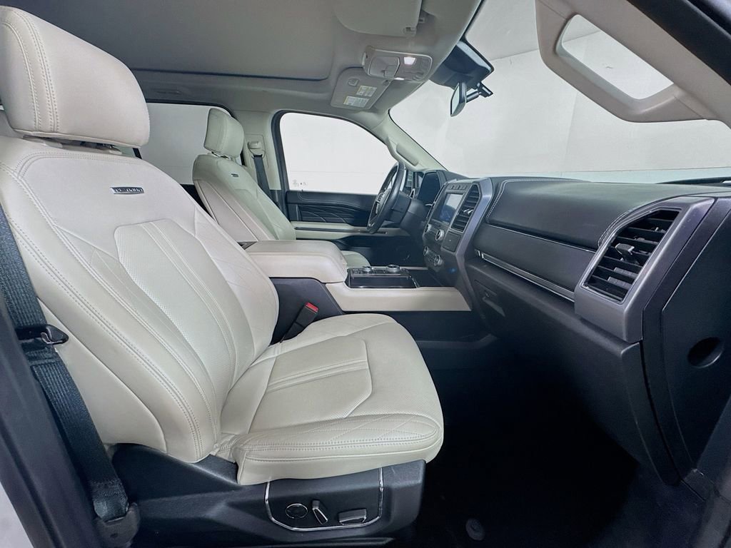 Used 2020 Ford Expedition Platinum image 35