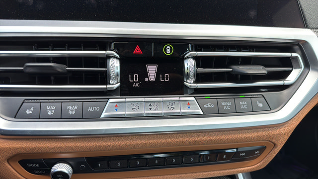 Used 2021 BMW M340i RWD image 19