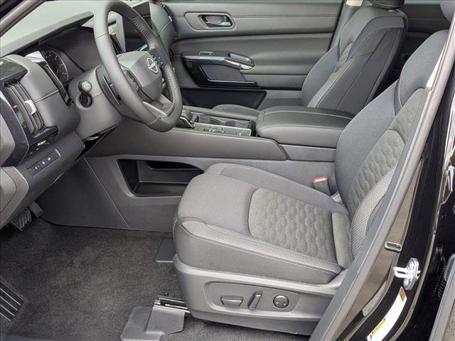 New 2026 Nissan Pathfinder SV image 4