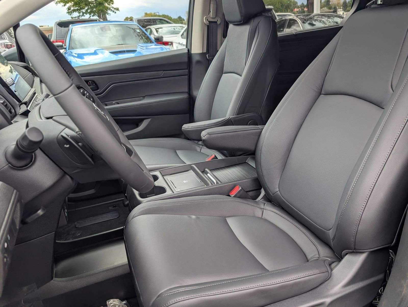New 2026 Honda Odyssey EX-L image 6