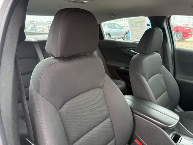 Used 2024 Chevrolet Malibu LT image 46