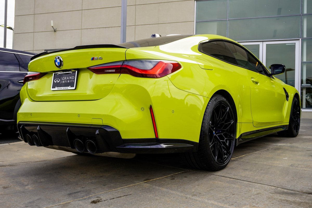 Used 2024 BMW M4 Coupe w/ Executive Package image 10