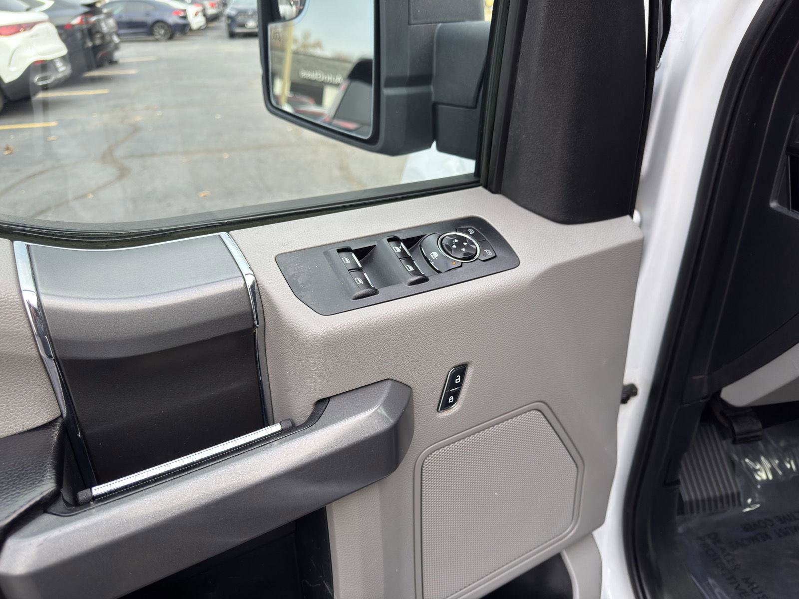 Used 2015 Ford F150 XLT w/ Equipment Group 301A Mid AWD/4WD image 15