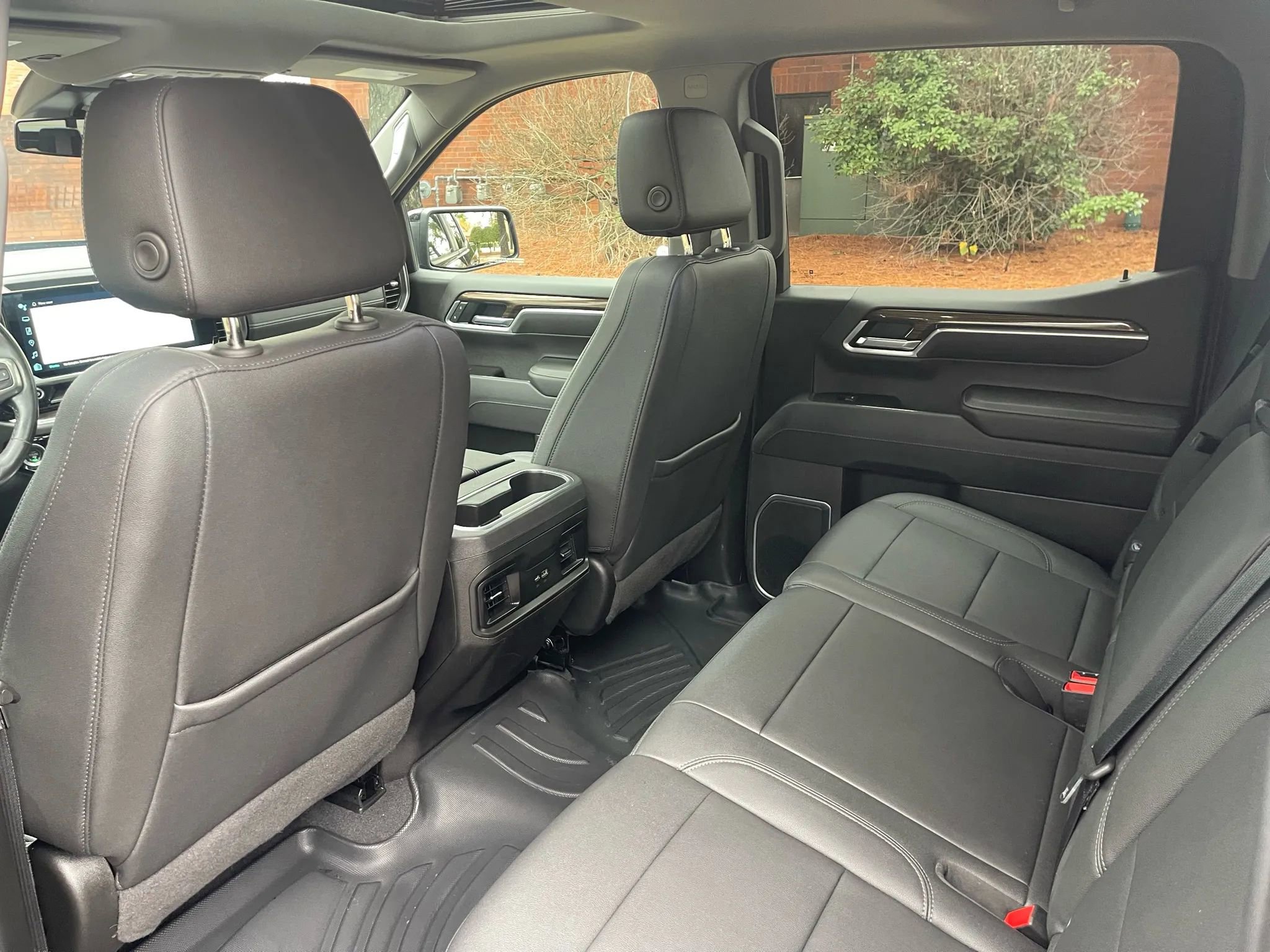 Used 2022 Chevrolet Silverado 1500 RST image 12