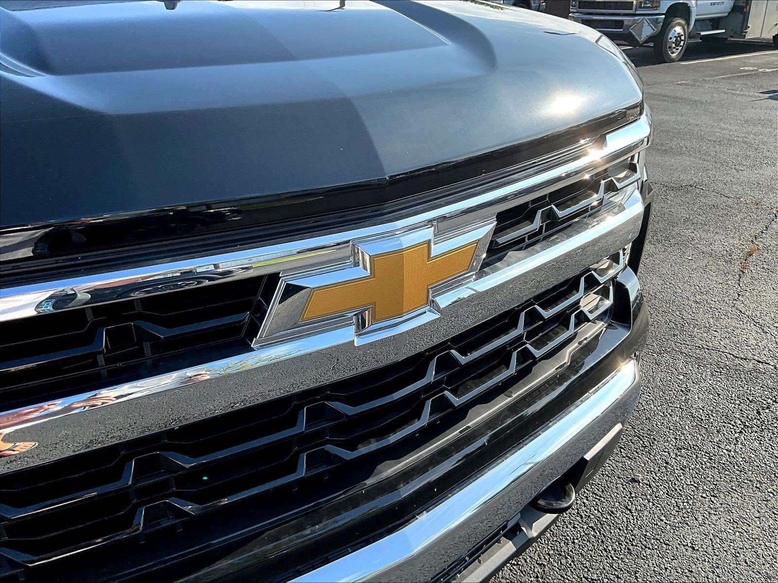 New 2026 Chevrolet Silverado 1500 LT w/ Protection Package AWD/4WD image 10