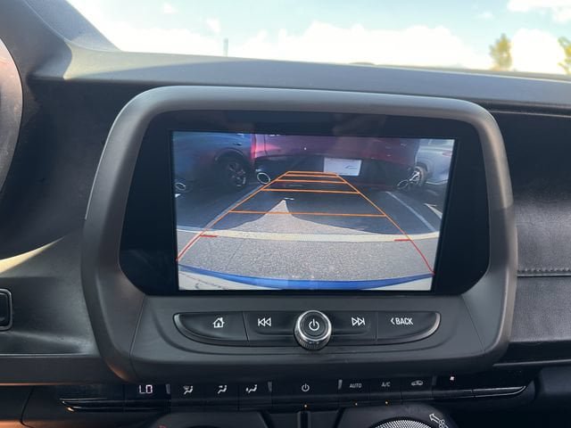 Used 2017 Chevrolet Camaro SS RWD image 20