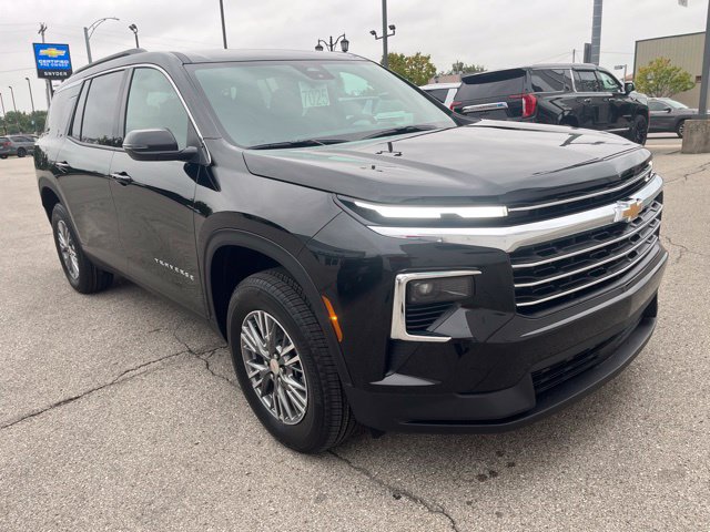 New 2027 Chevrolet Traverse LT FWD image 7