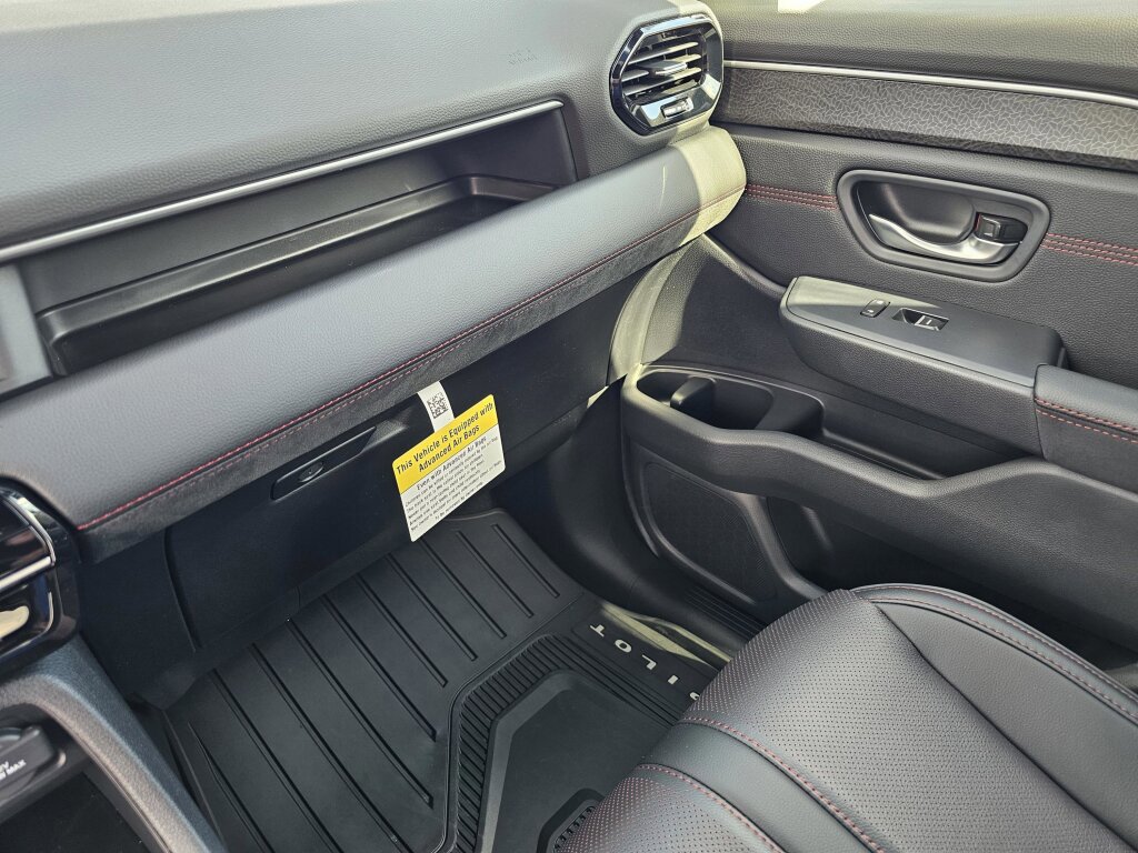 New 2026 Honda Pilot Black Edition image 31