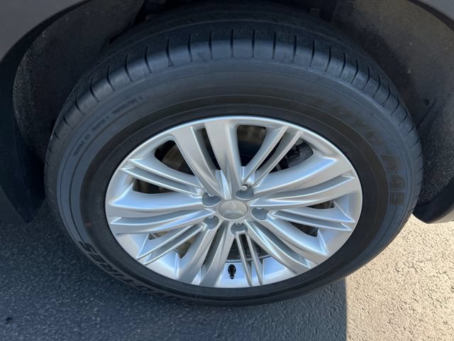 Used 2024 Mitsubishi Outlander ES AWD/4WD image 25