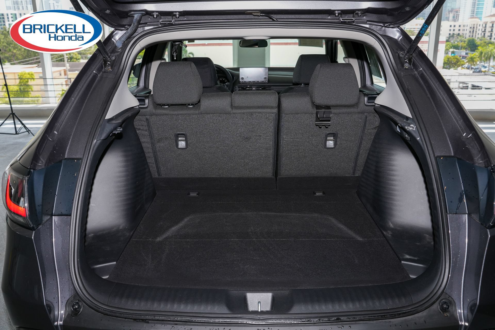 Certified 2024 Honda HR-V LX image 9
