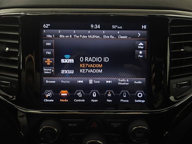 Used 2020 Jeep Grand Cherokee Altitude image 16