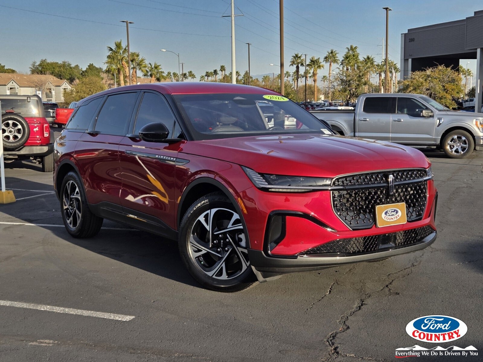 Used 2024 Lincoln Nautilus Premier w/ Jet Appearance Package image 1